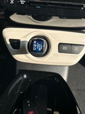 2017 Toyota Prius Two Eco