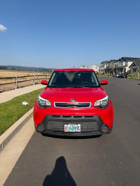 Red 2015 Kia Soul +