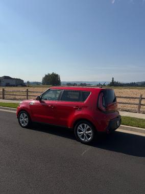 Red 2015 Kia Soul +