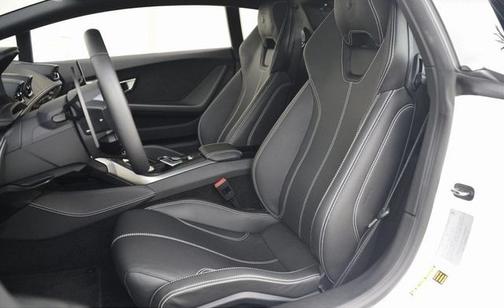 Photo 3 of 7 of 2018 Lamborghini Huracan LP580-2