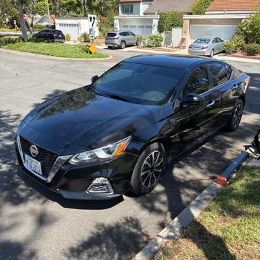 Black 2021 Nissan Altima 2.5 S