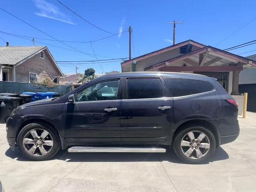 Blue 2017 Chevrolet Traverse 1LT
