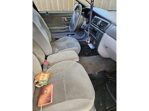 Blue 2001 Ford Taurus SE