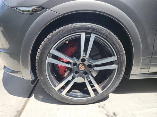 2014 Porsche Cayenne Turbo S