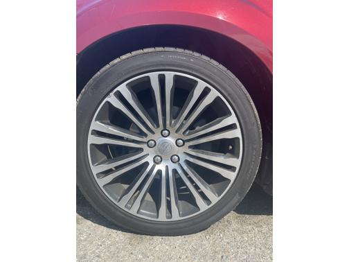 Photo 2 of 15 of 2013 Chrysler 300 S