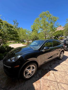 2016 Porsche Cayenne Base