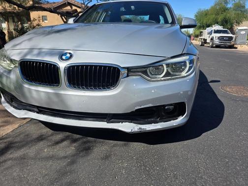 Silver 2018 BMW 320 i xDrive
