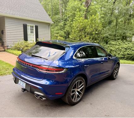 Blue 2024 Porsche Macan Macan S