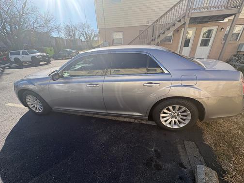 2014 Chrysler 300 Base