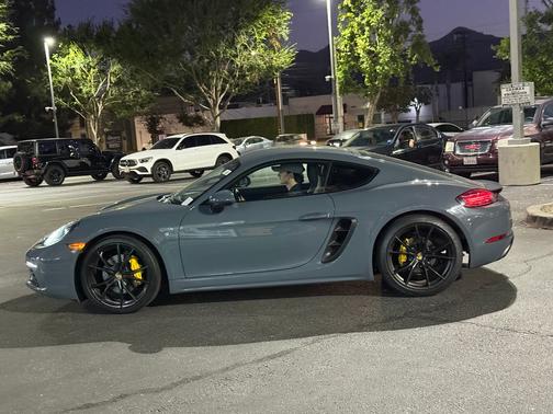 2018 Porsche 718 Cayman 718 Cayman