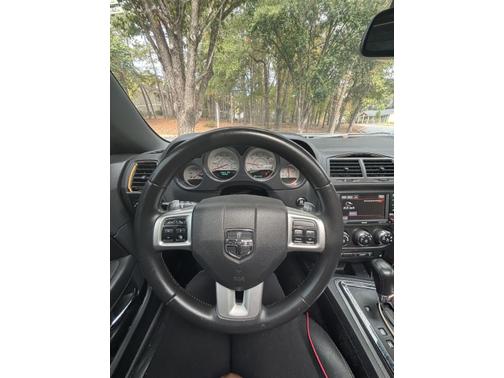 2013 Dodge Challenger SXT