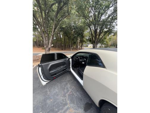 2013 Dodge Challenger SXT