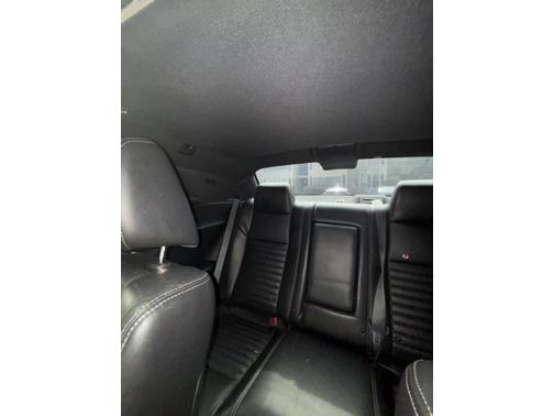 2013 Dodge Challenger SXT