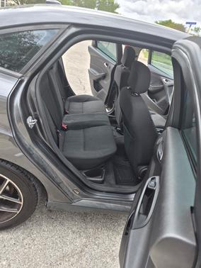 Gray 2018 Ford Focus SEL