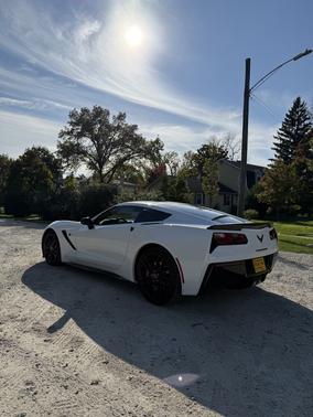 White 2015 Chevrolet Corvette Stingray