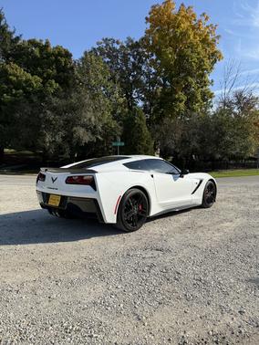 White 2015 Chevrolet Corvette Stingray