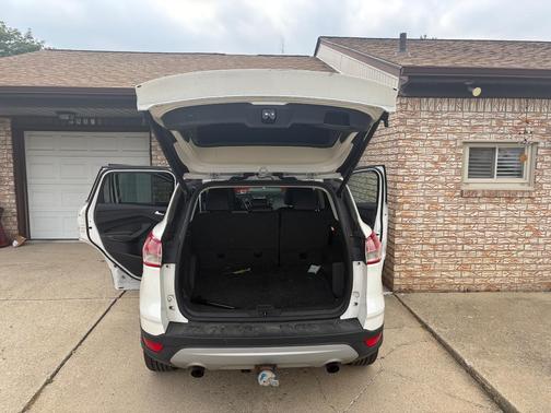 White 2014 Ford Escape Titanium