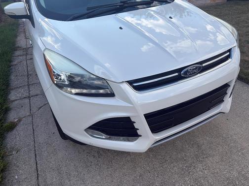 White 2014 Ford Escape Titanium