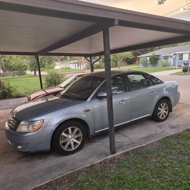 Blue 2008 Ford Taurus SEL