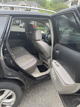 Black 2012 Nissan Rogue SV