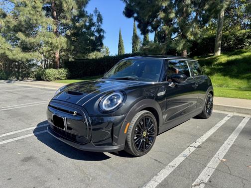 2023 MINI SE Hardtop Cooper