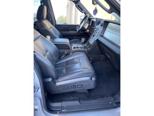2010 Lincoln Navigator Base