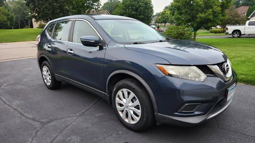 2015 Nissan Rogue S