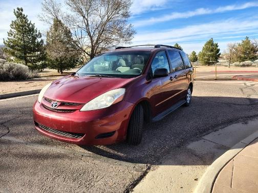 2009 Toyota Sienna LE