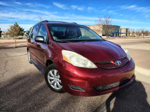 2009 Toyota Sienna LE