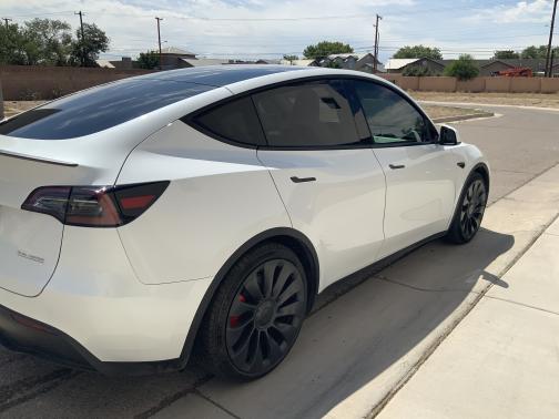 2023 Tesla Model Y Performance