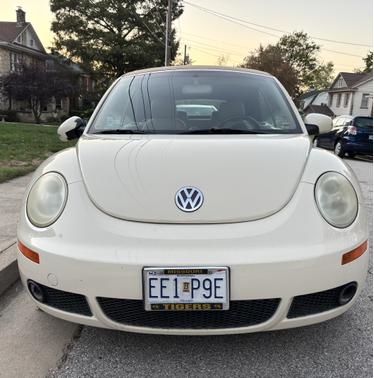 2006 Volkswagen New Beetle 2.5