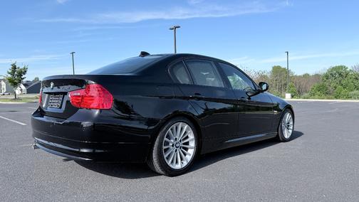 Black 2011 BMW 328 i xDrive