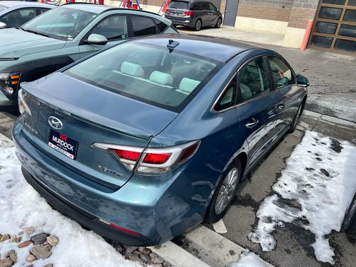 2016 Hyundai SONATA Hybrid SE