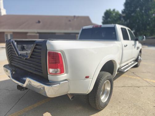 2018 RAM 3500 Laramie