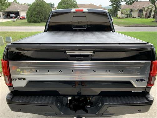 Black 2018 Ford F-150 Platinum