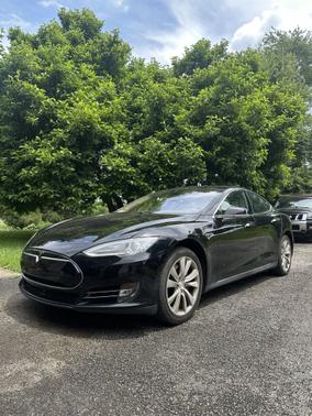 2015 Tesla Model S P85D