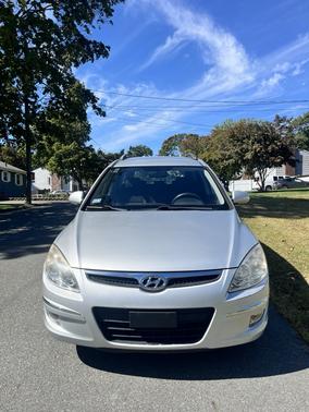 Silver 2010 Hyundai Elantra Touring GLS