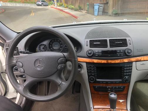 White 2007 Mercedes-Benz E-Class E 350 4MATIC