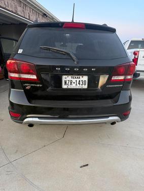 Black 2018 Dodge Journey Crossroad