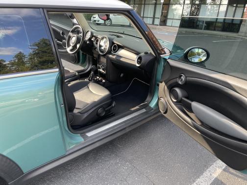 2012 MINI Cooper Base