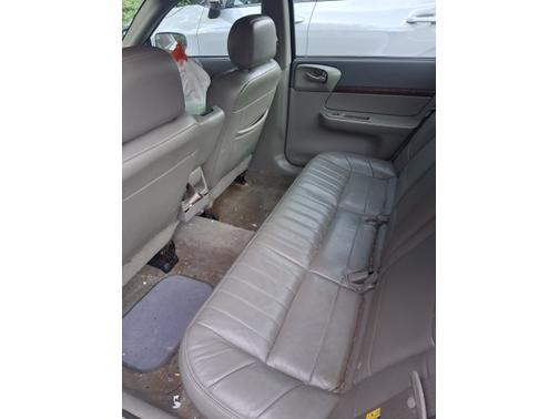 2004 Chevrolet Impala LS