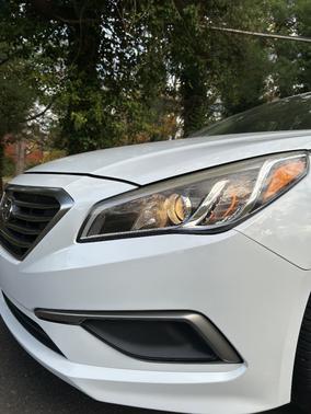 White 2017 Hyundai SONATA Base