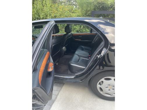 2001 Lexus LS 430 Base