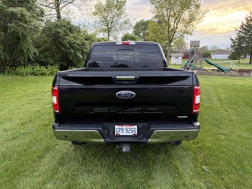 Black 2018 Ford F-150 XLT
