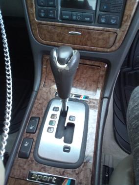 2004 Hyundai XG350 L