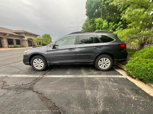 Gray 2015 Subaru Outback 2.5i Premium