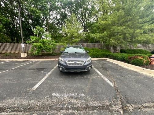 Gray 2015 Subaru Outback 2.5i Premium