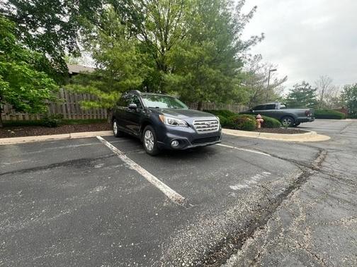 Gray 2015 Subaru Outback 2.5i Premium