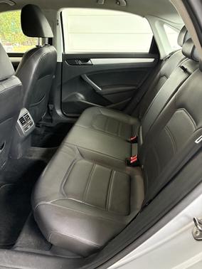 2013 Volkswagen Passat 2.5 SE