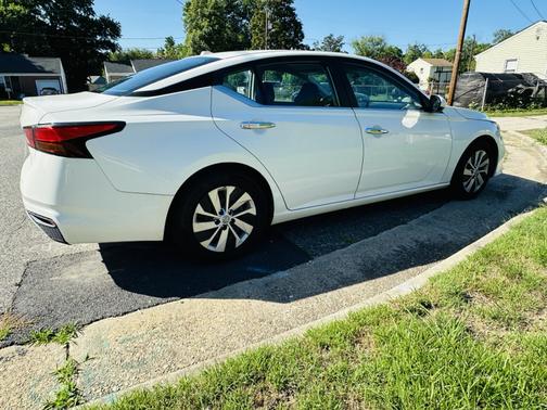 White 2019 Nissan Altima 2.5 S